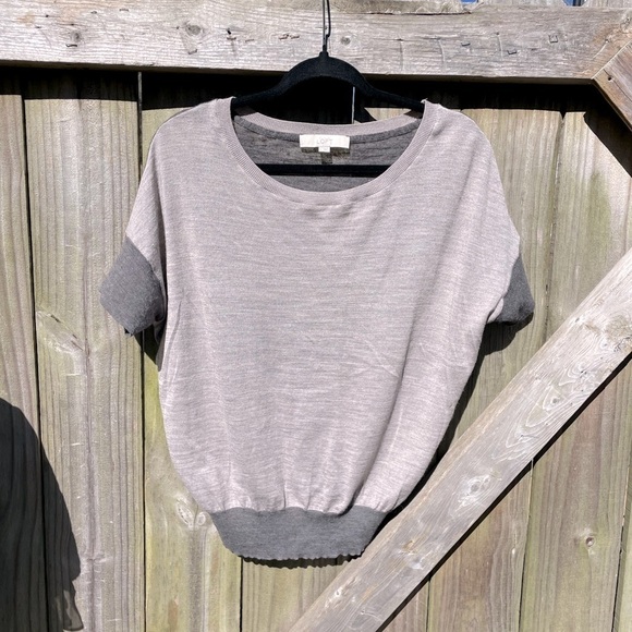 Ann Taylor LOFT Grey Monotone Wool Blend Lightweight Drop Shoulder Sweater Shirt - Picture 1 of 7